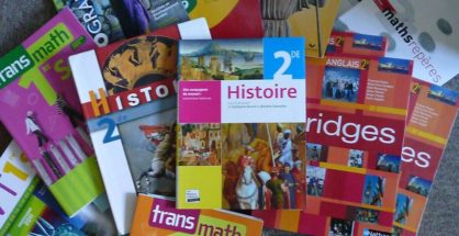 Manuels scolaires systeme francophone