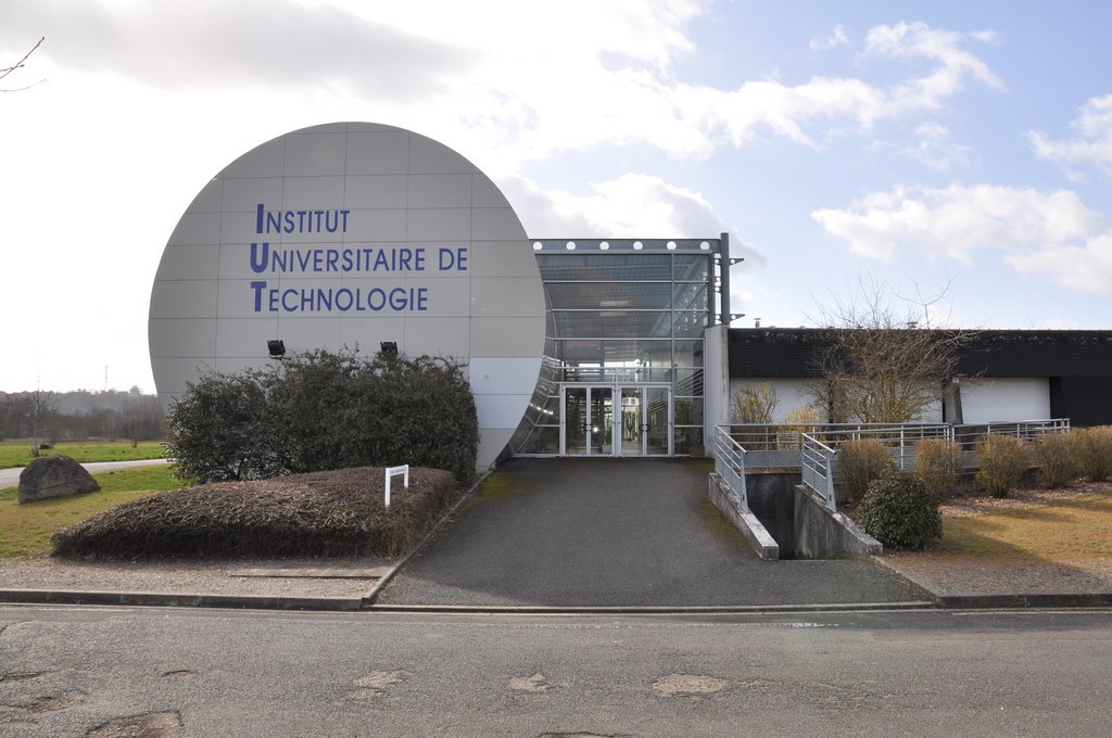 Results of competitive entrance examination into the University Institute of Technology of Douala